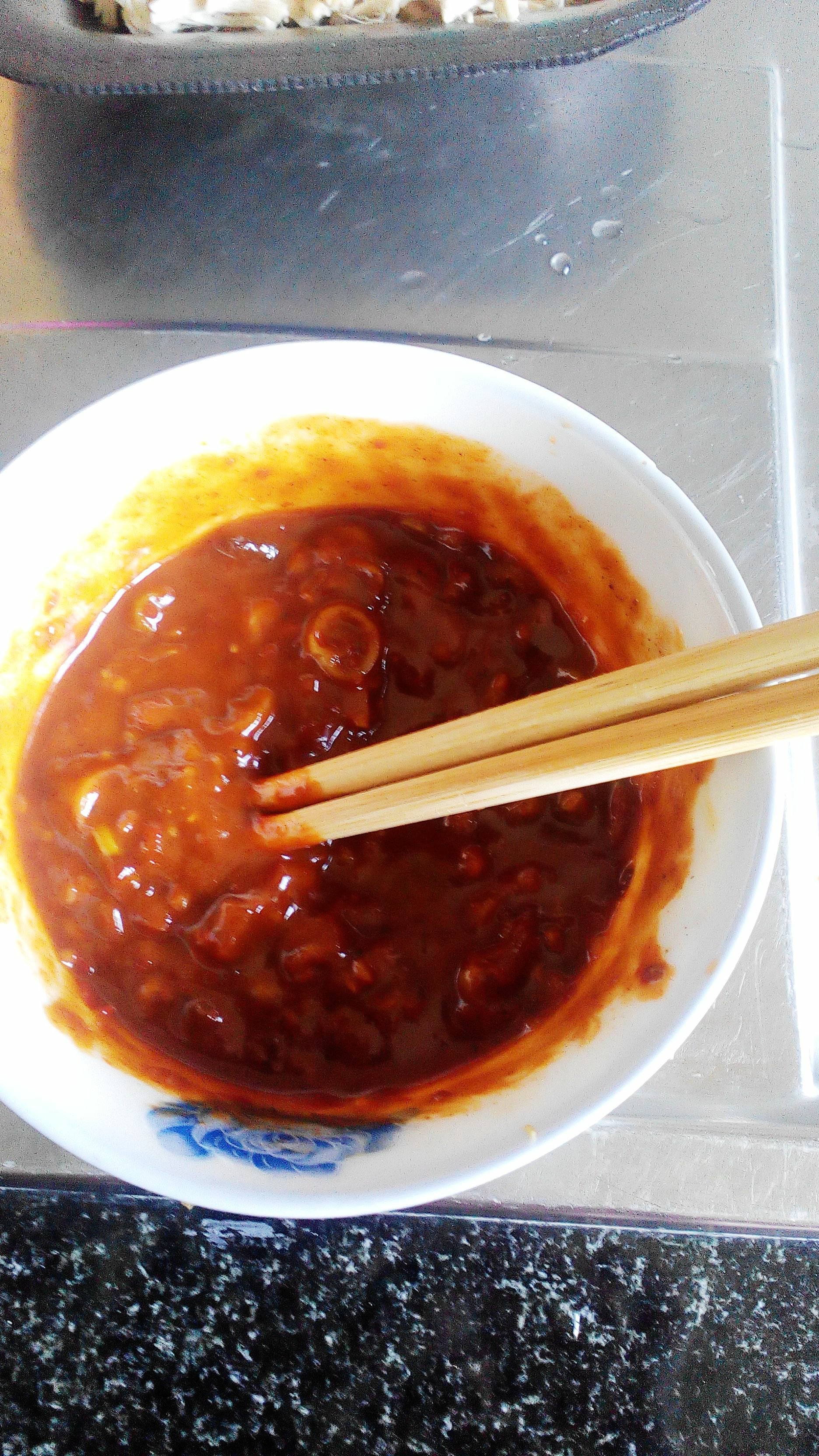 香辣口水雞絲麻醬拌麪~獨家祕製醬料！的做法 步骤4