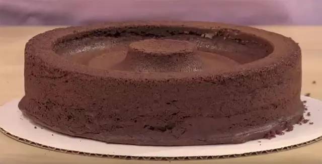 愛心蛋糕：Part1. 巧克力雪紡蛋糕的做法 步骤10