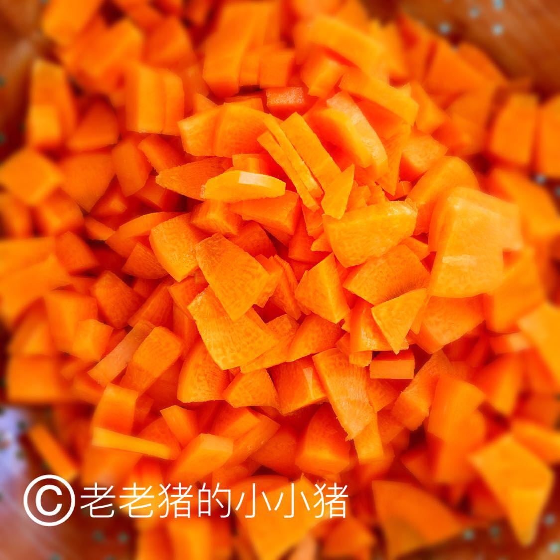 果語美食：胡蘿蔔面的做法 步骤2