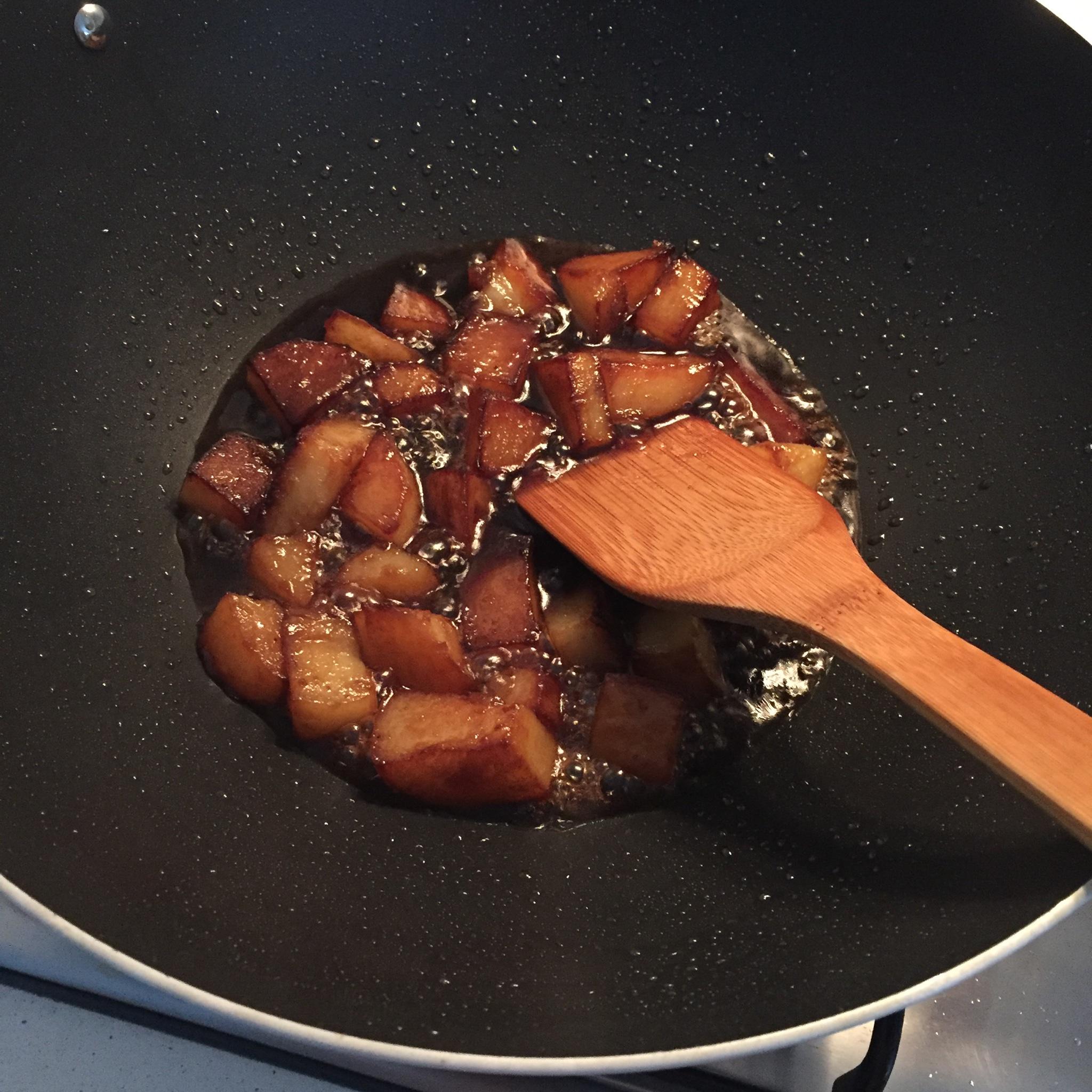 好味糖醋土豆的做法 步骤7