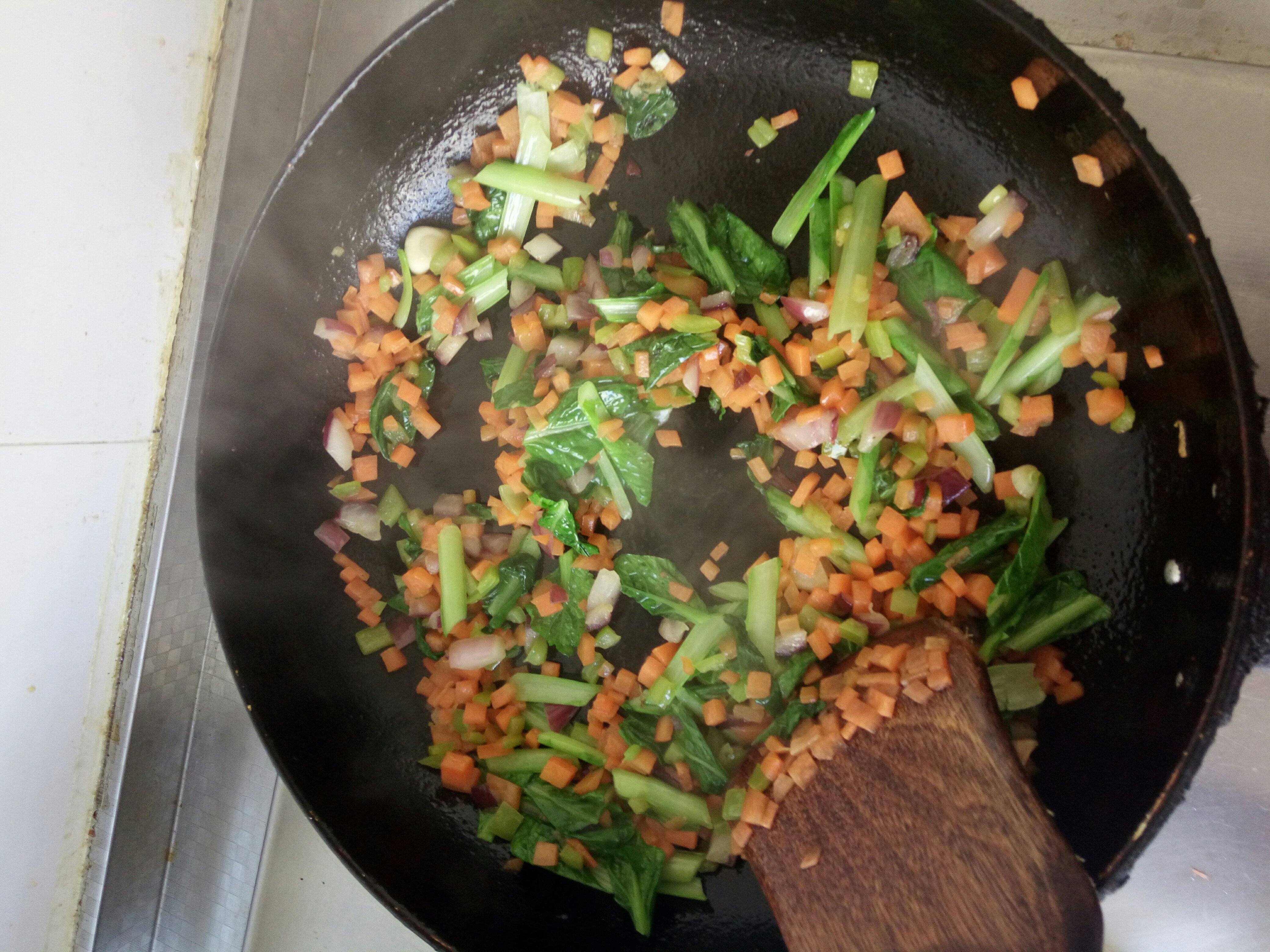 黑胡椒培根炒飯的做法 步骤5