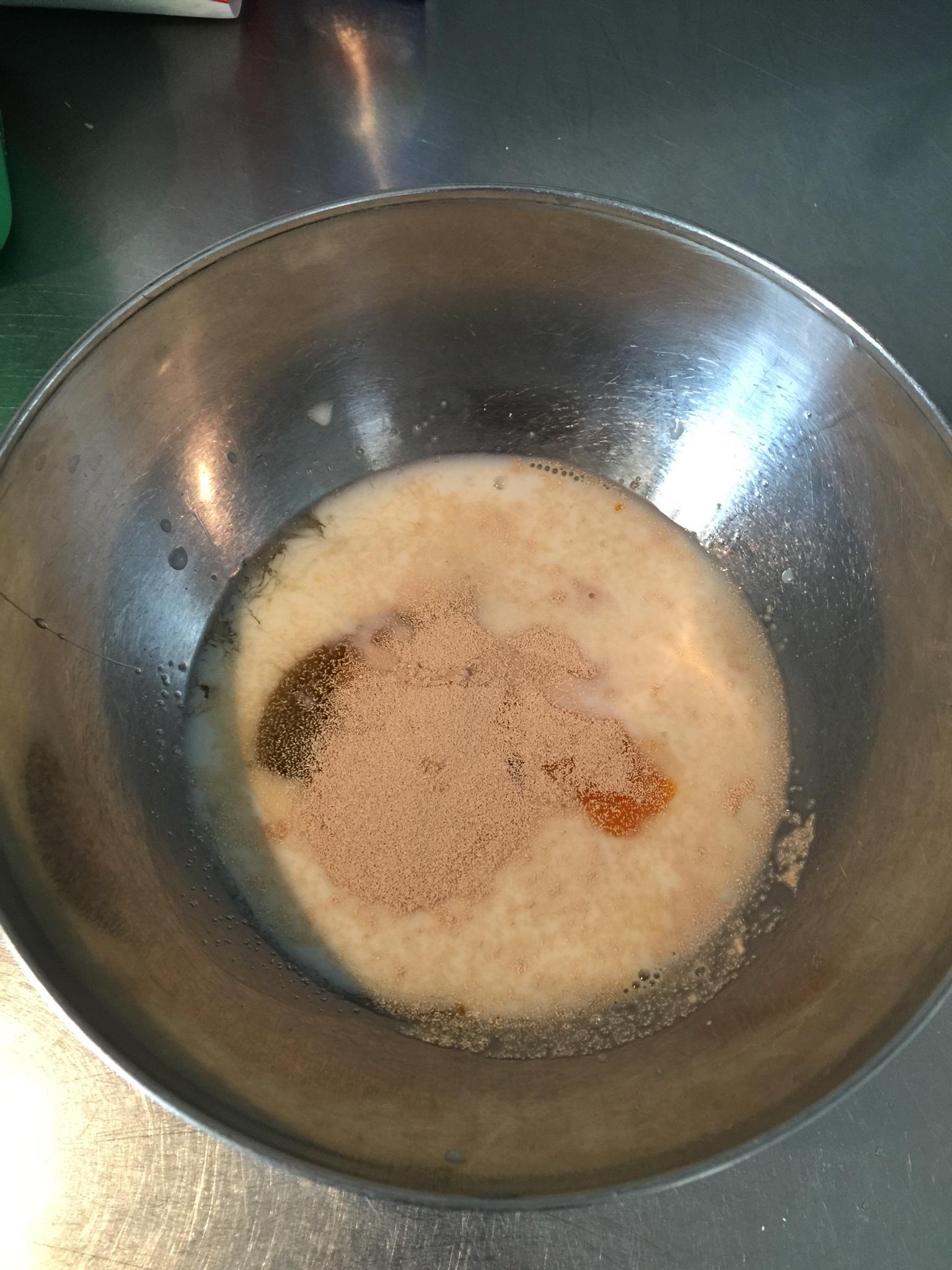 經典奶香鹹味吐司的做法 步骤1