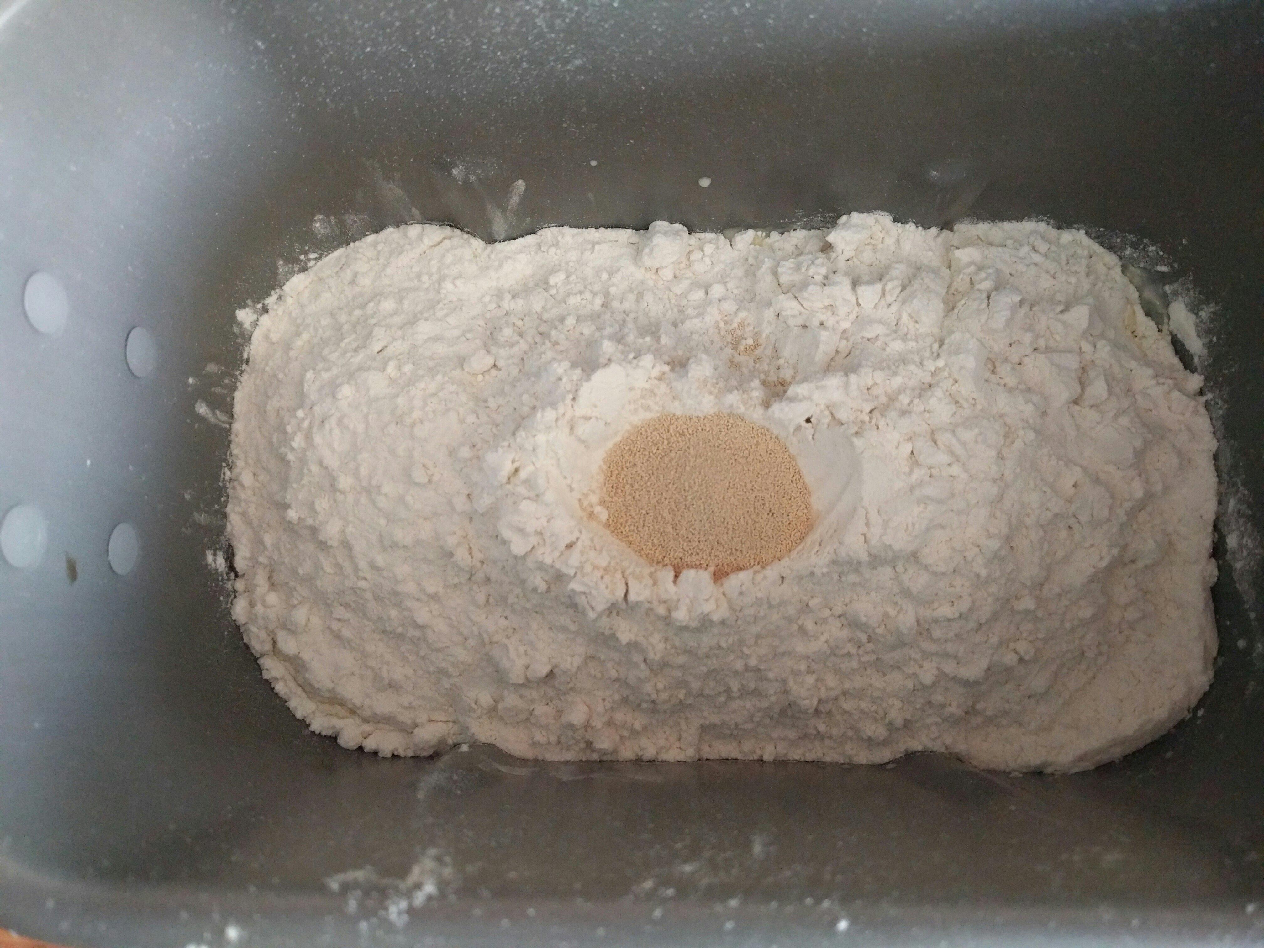 超級鬆軟的北海道吐司(湯種+象印麪包機)的做法 步骤2