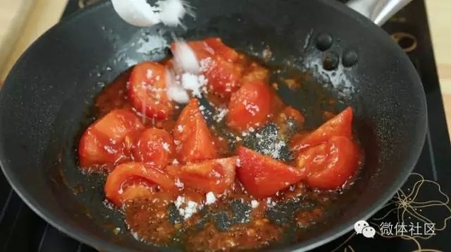 酸酸甜甜 | 茄汁龍利魚的做法 步骤8