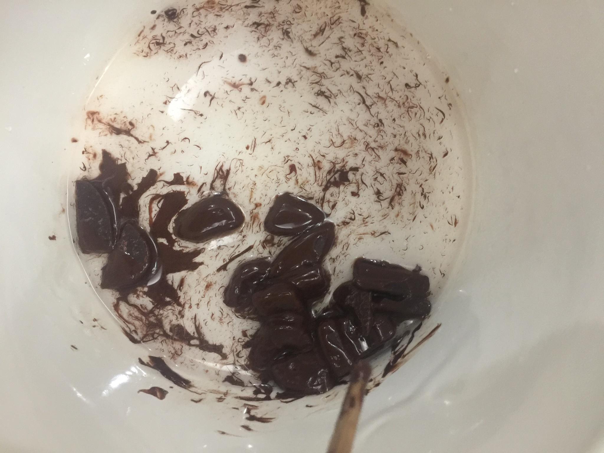 無黃油的巧克力圓環（磅）蛋糕（chocolate bundt cake）的做法 步骤4