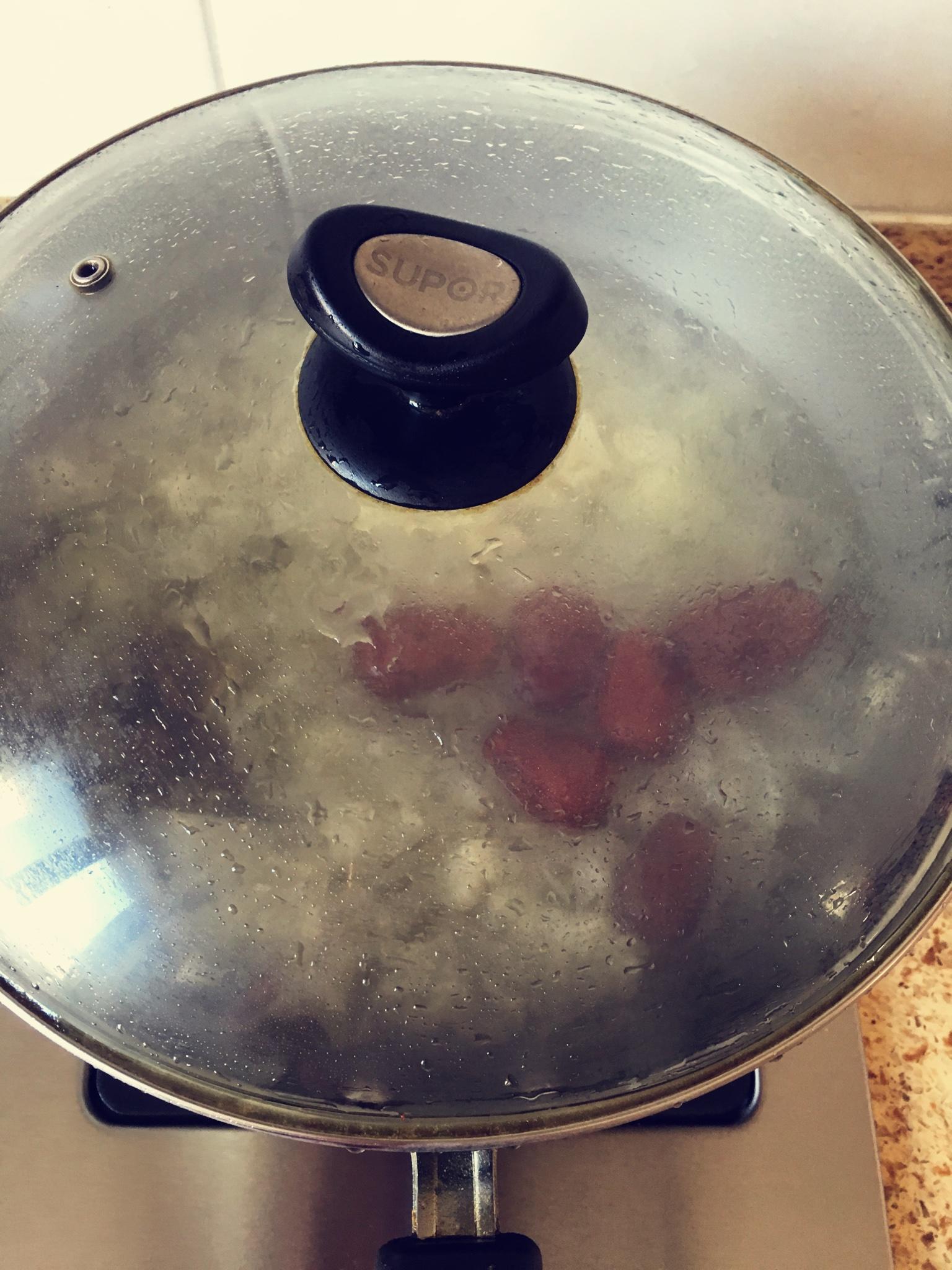 木瓜銀耳百合養顏湯的做法 步骤8