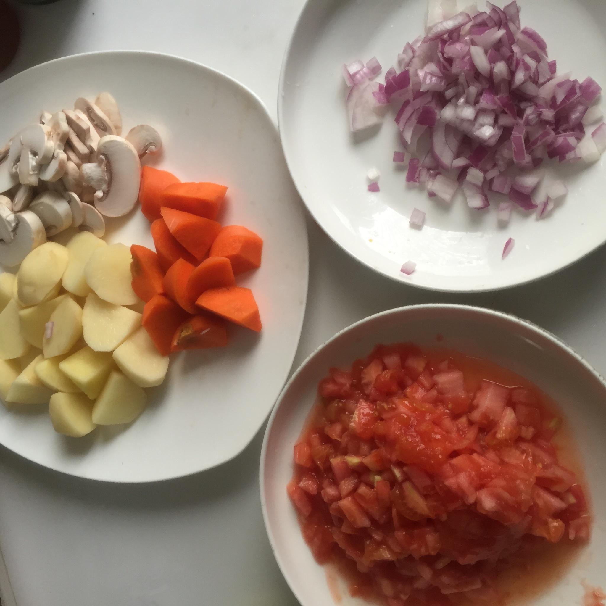 素食•簡版羅宋湯（蔬菜濃湯）的做法 步骤2