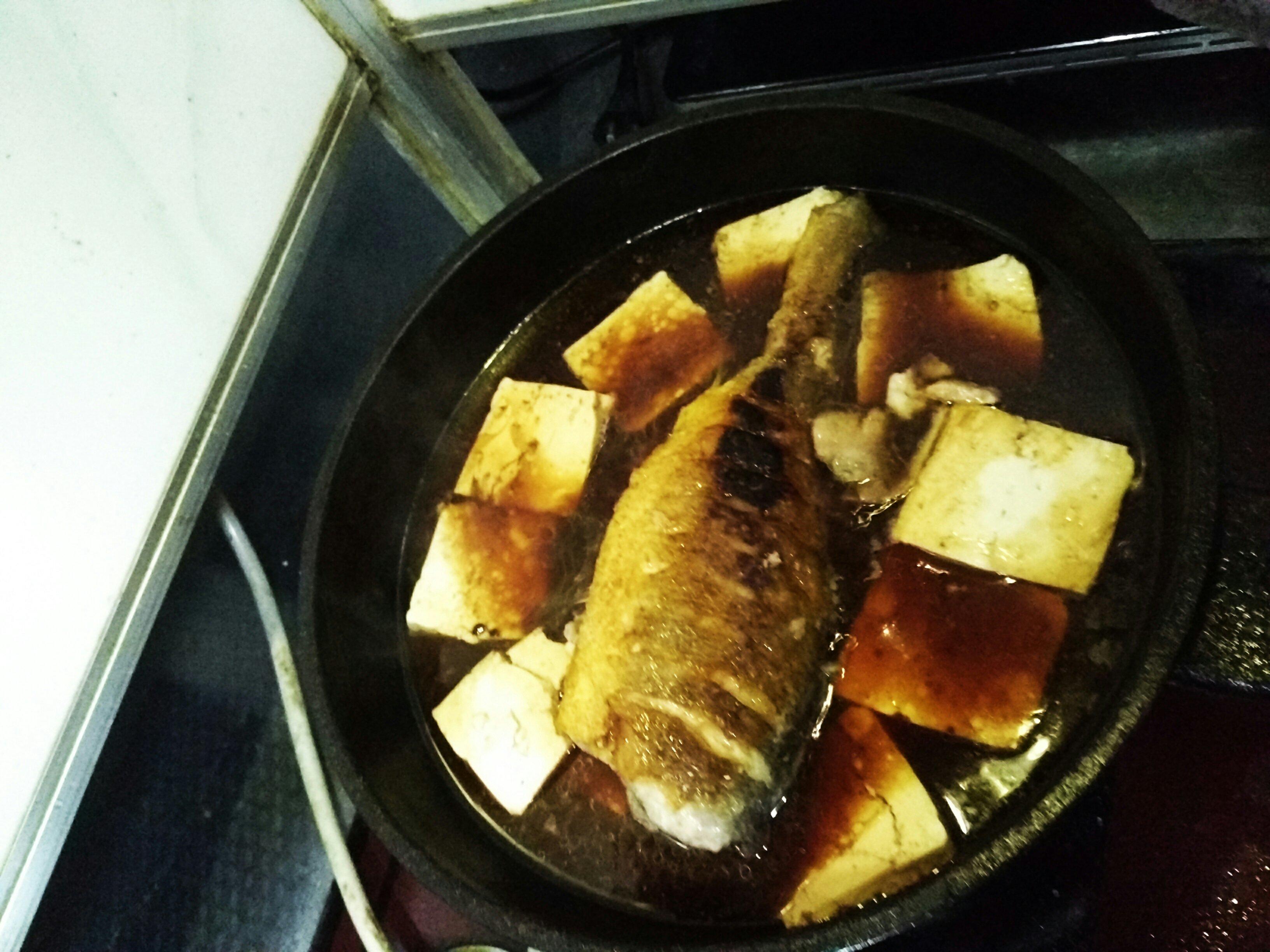 豆腐燜黃魚的做法 步骤5