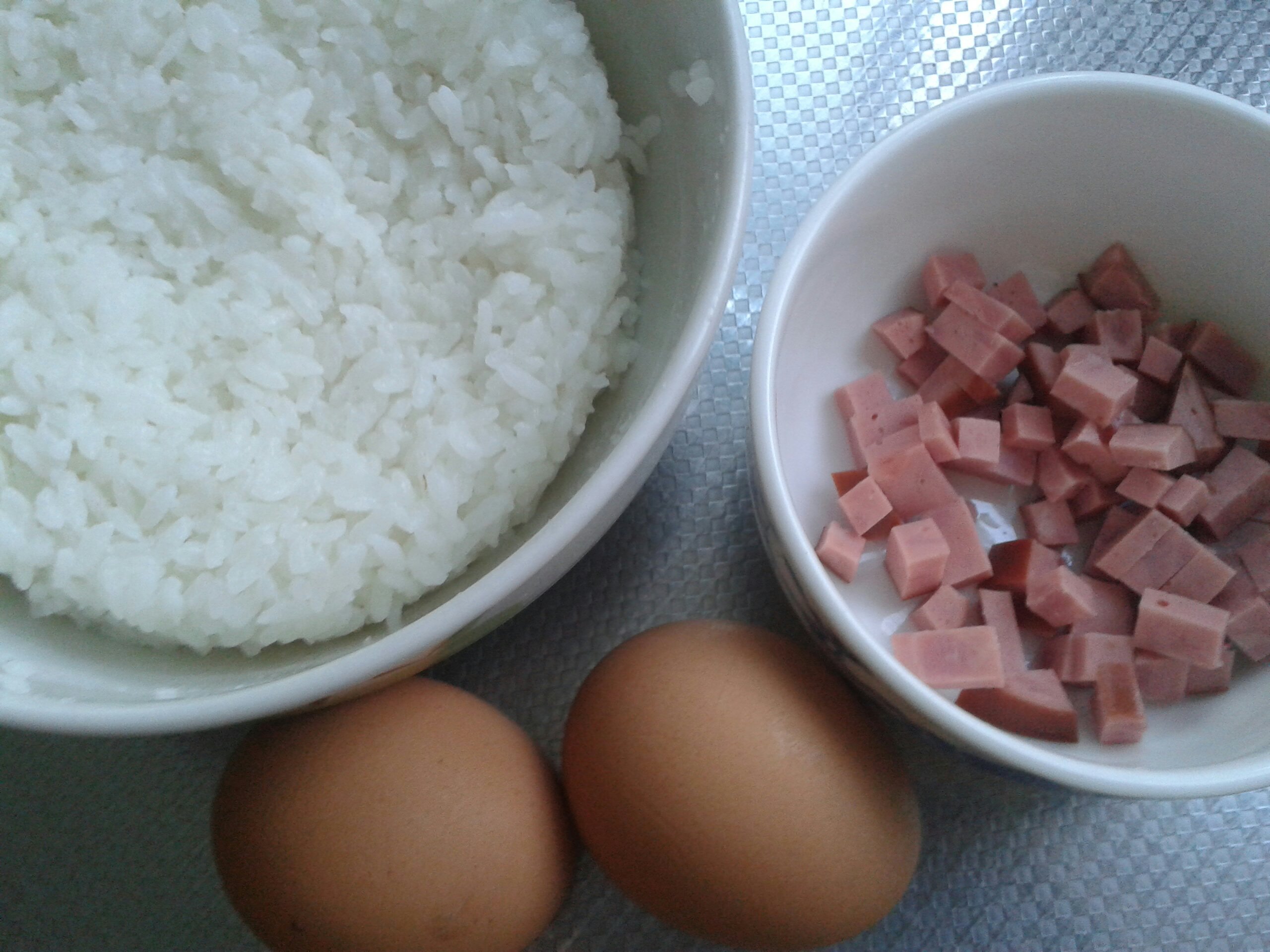 蛋炒飯的做法 步骤1