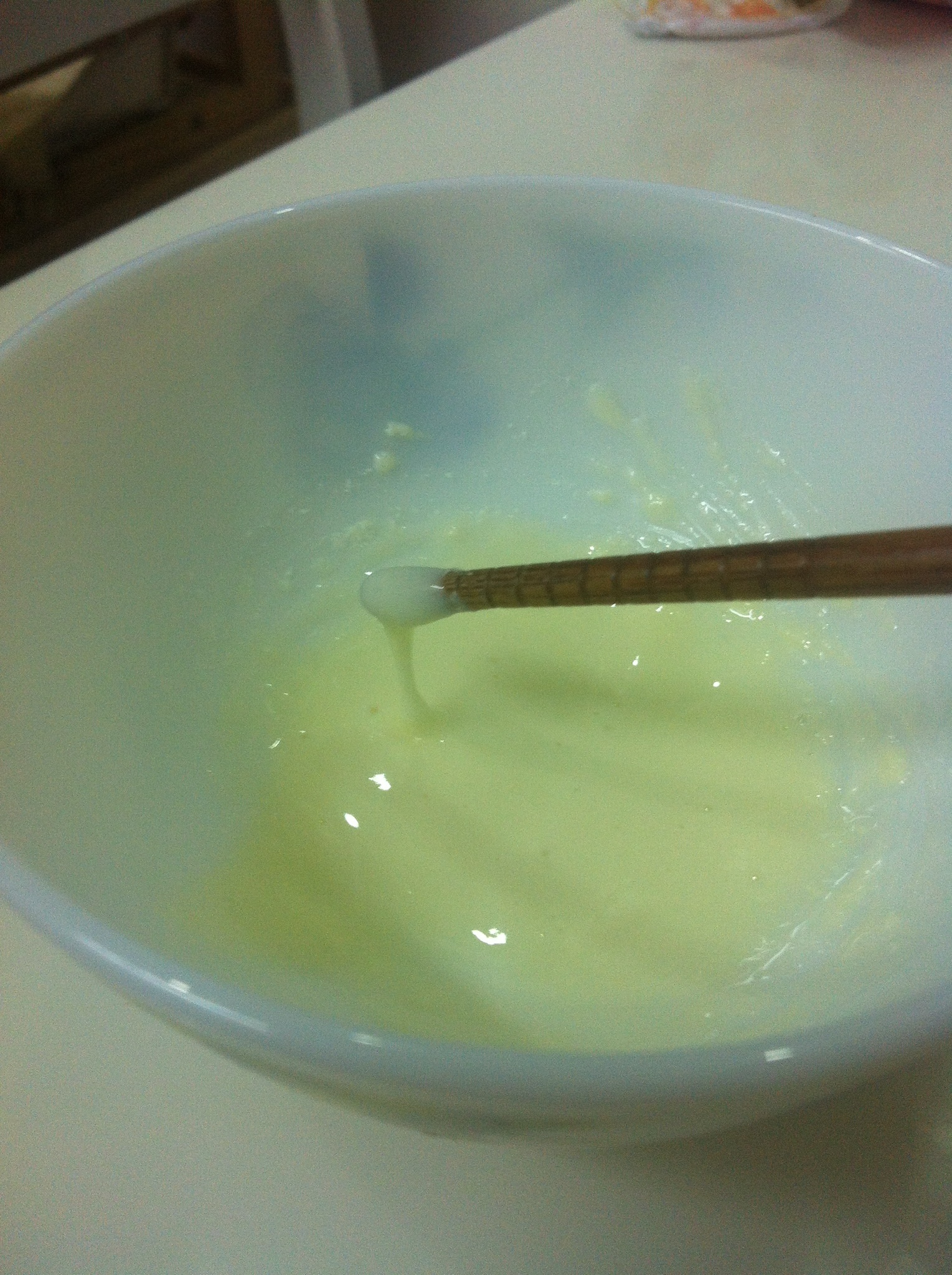 超快手牛奶醬的做法 步骤1