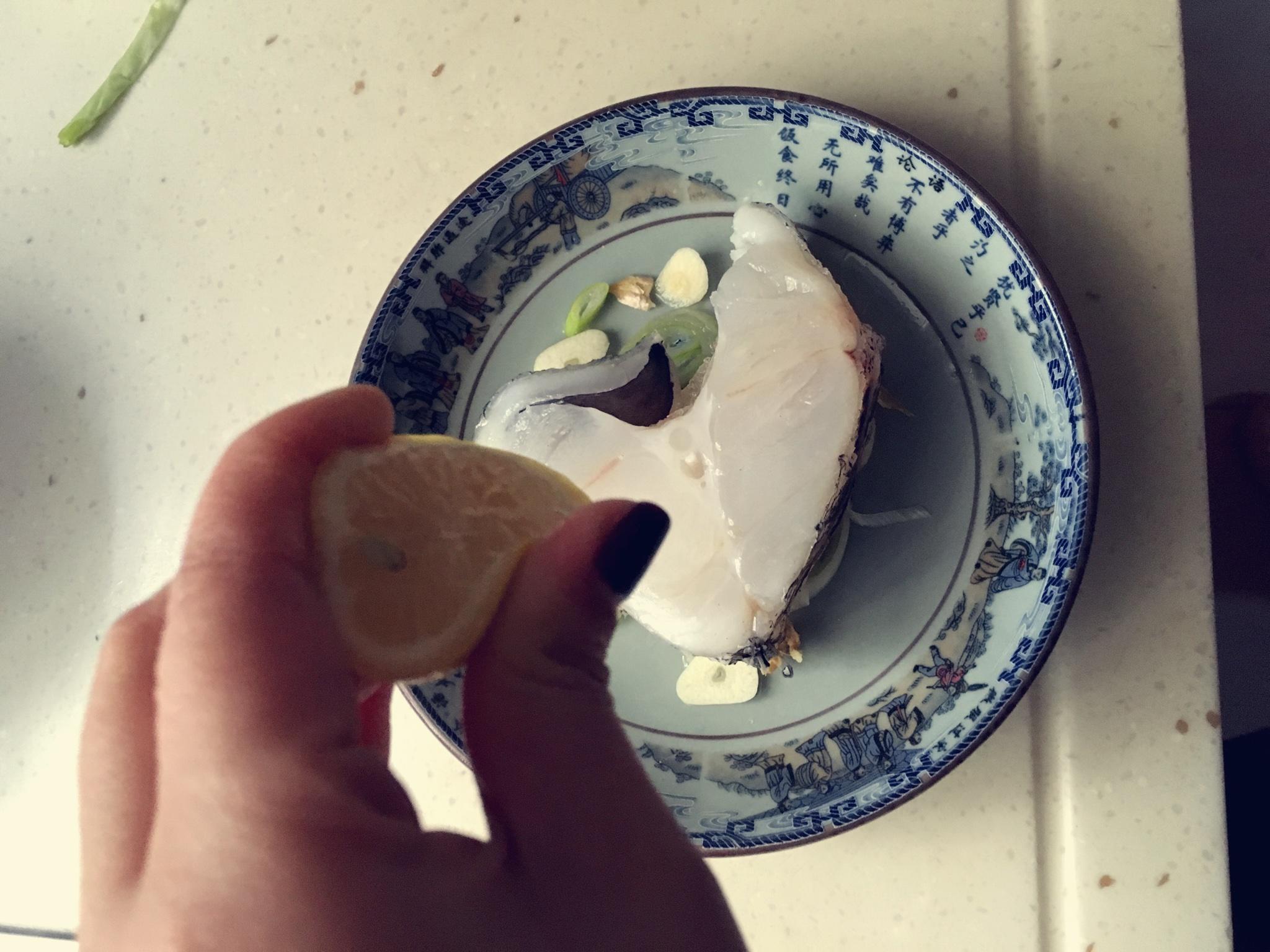 檸檬蒸鱈魚塊的做法 步骤4