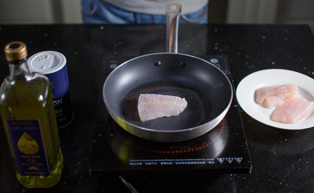 西餐-香煎鱈魚的做法 步骤2