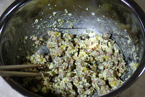 火腿雞蛋生菜卷的做法 步骤3
