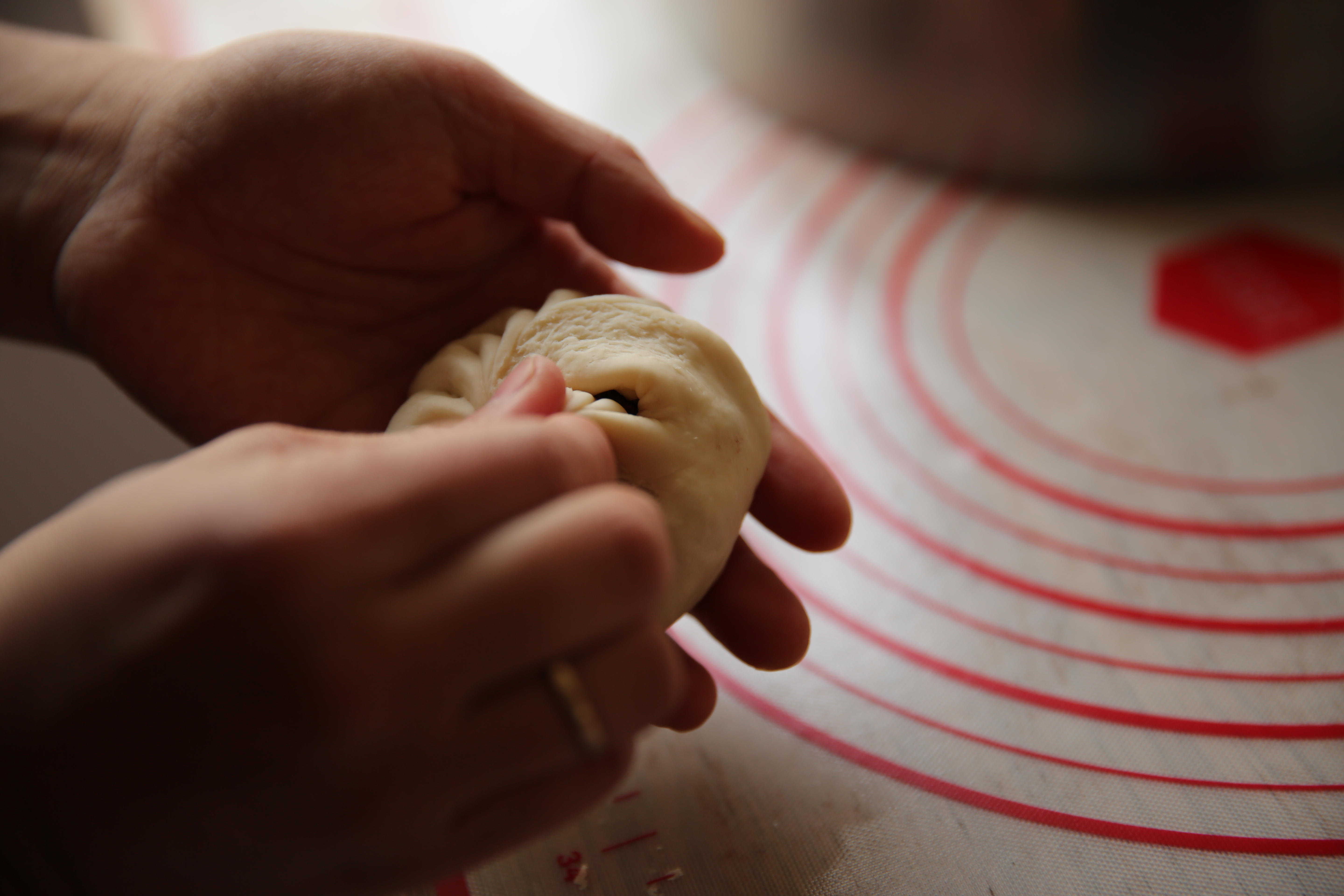 豆包兒(自制紅豆餡),附超級簡單紅豆餡製作過程的做法 步骤7