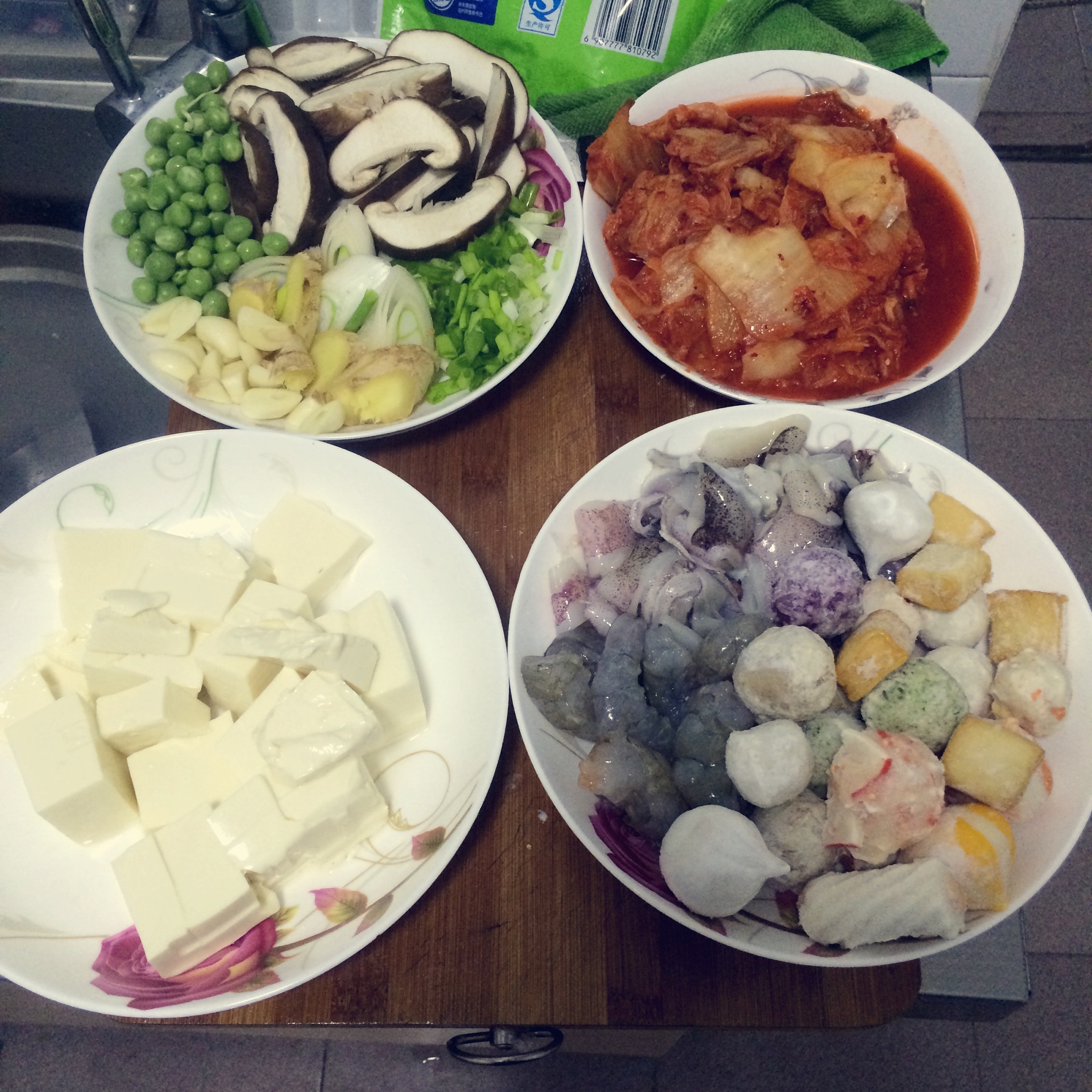 韓式海鮮泡菜湯的做法 步骤1