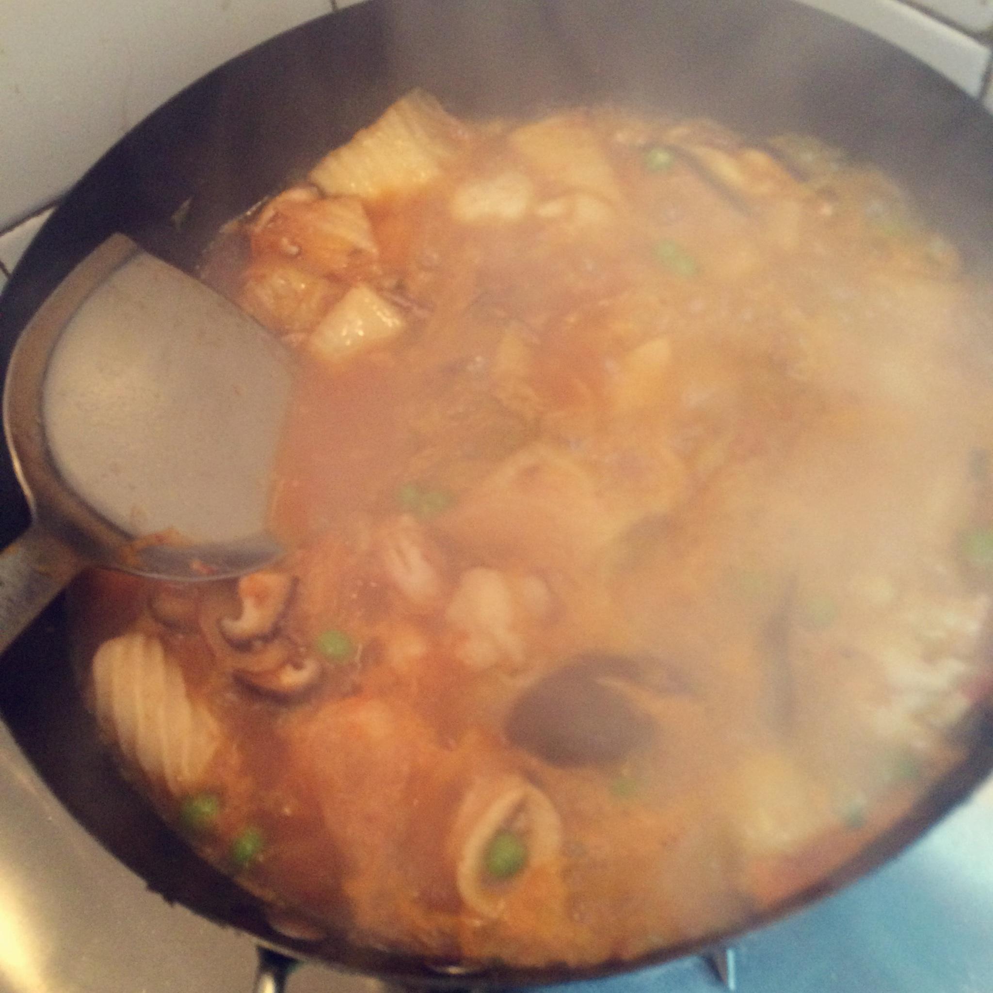 韓式海鮮泡菜湯的做法 步骤4