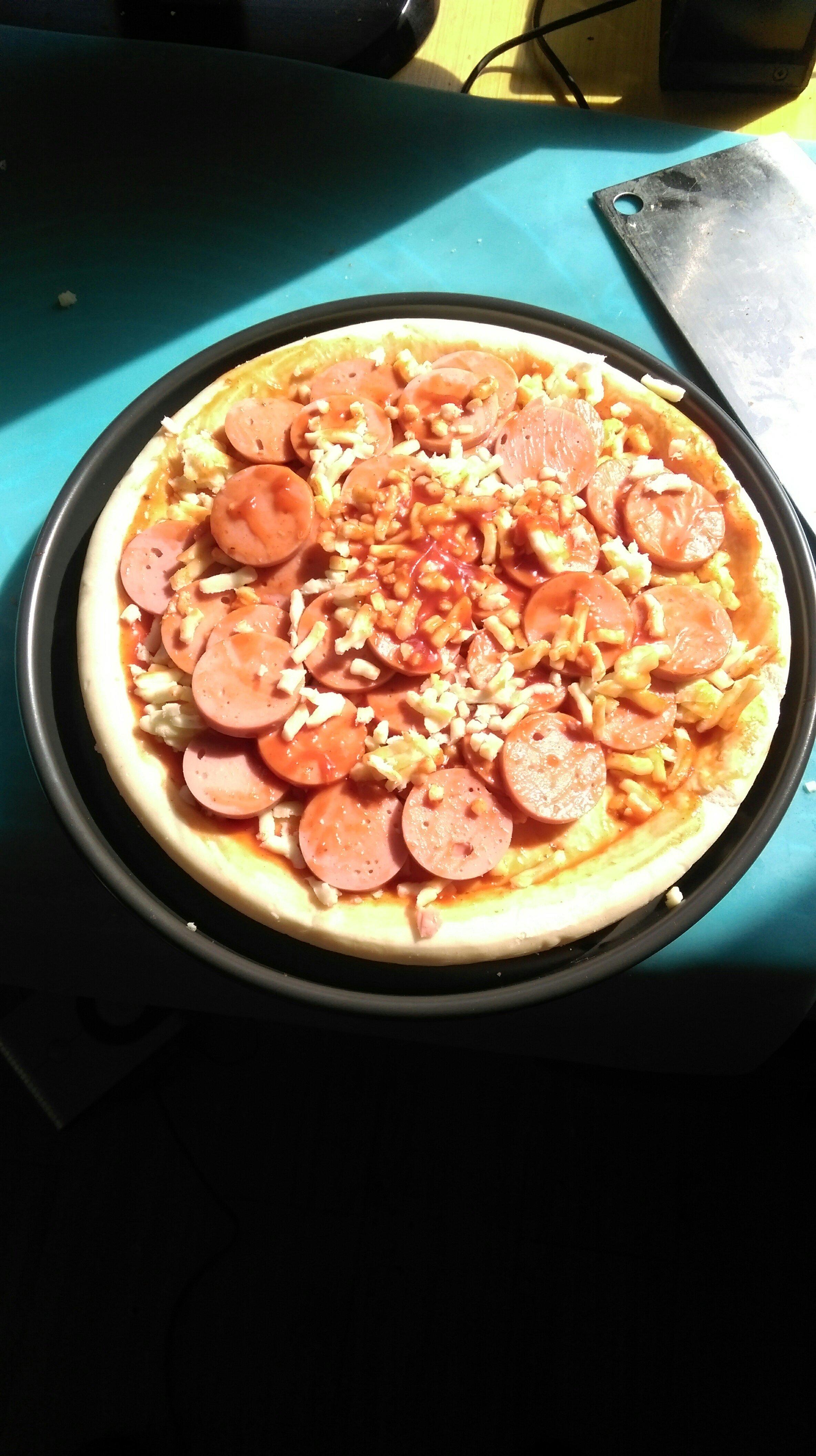 火腿番茄醬芝士披薩的做法 步骤1