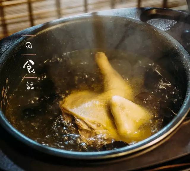 【電飯煲燉雞湯】的做法 步骤2