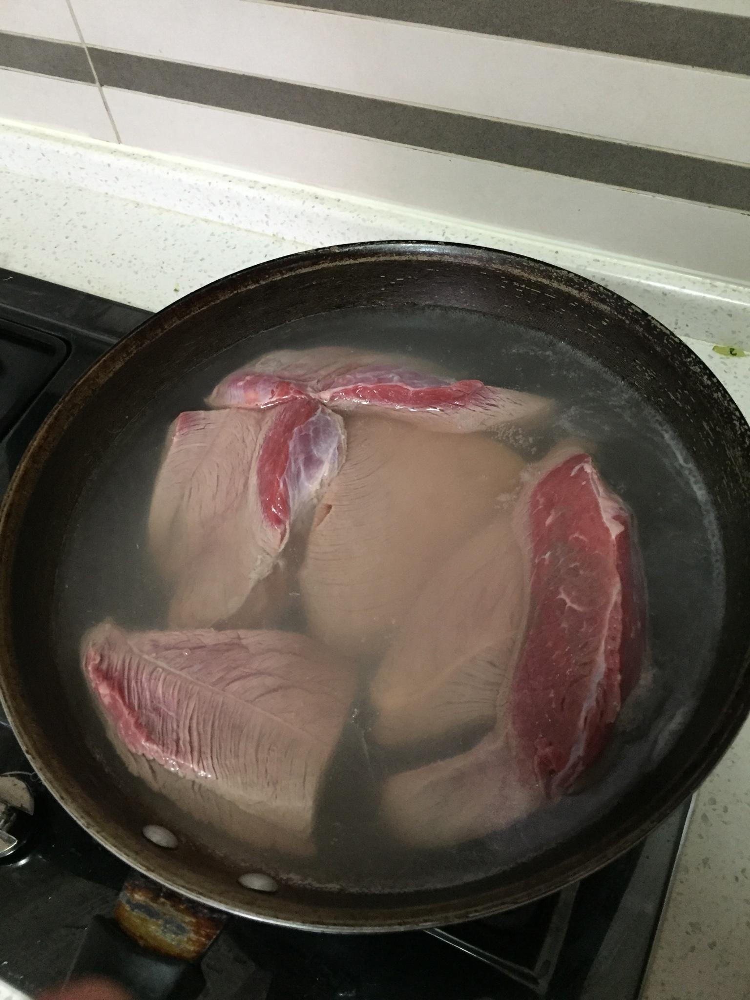 川味麻辣牛肉乾的做法 步骤2