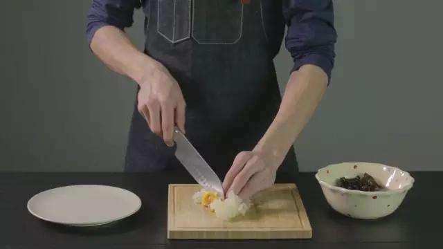 彩丁湯麪 | 爸爸廚房 VOL . 117 細麪條 黑木耳 鮮菇高湯 鹽的做法 步骤3