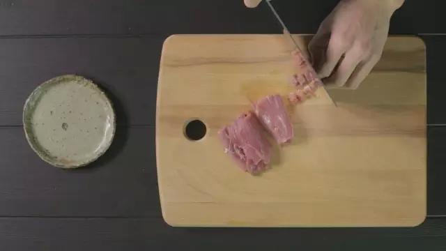 彩丁湯麪 | 爸爸廚房 VOL . 117 細麪條 黑木耳 鮮菇高湯 鹽的做法 步骤4