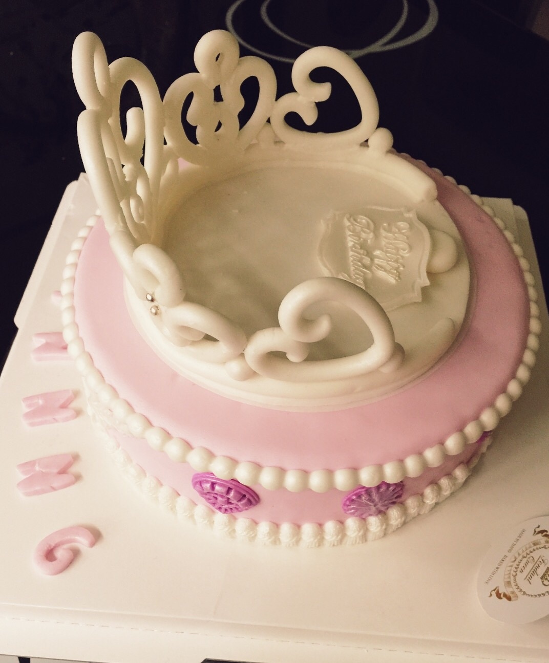 小公主風皇冠翻糖蛋糕的做法 步骤2