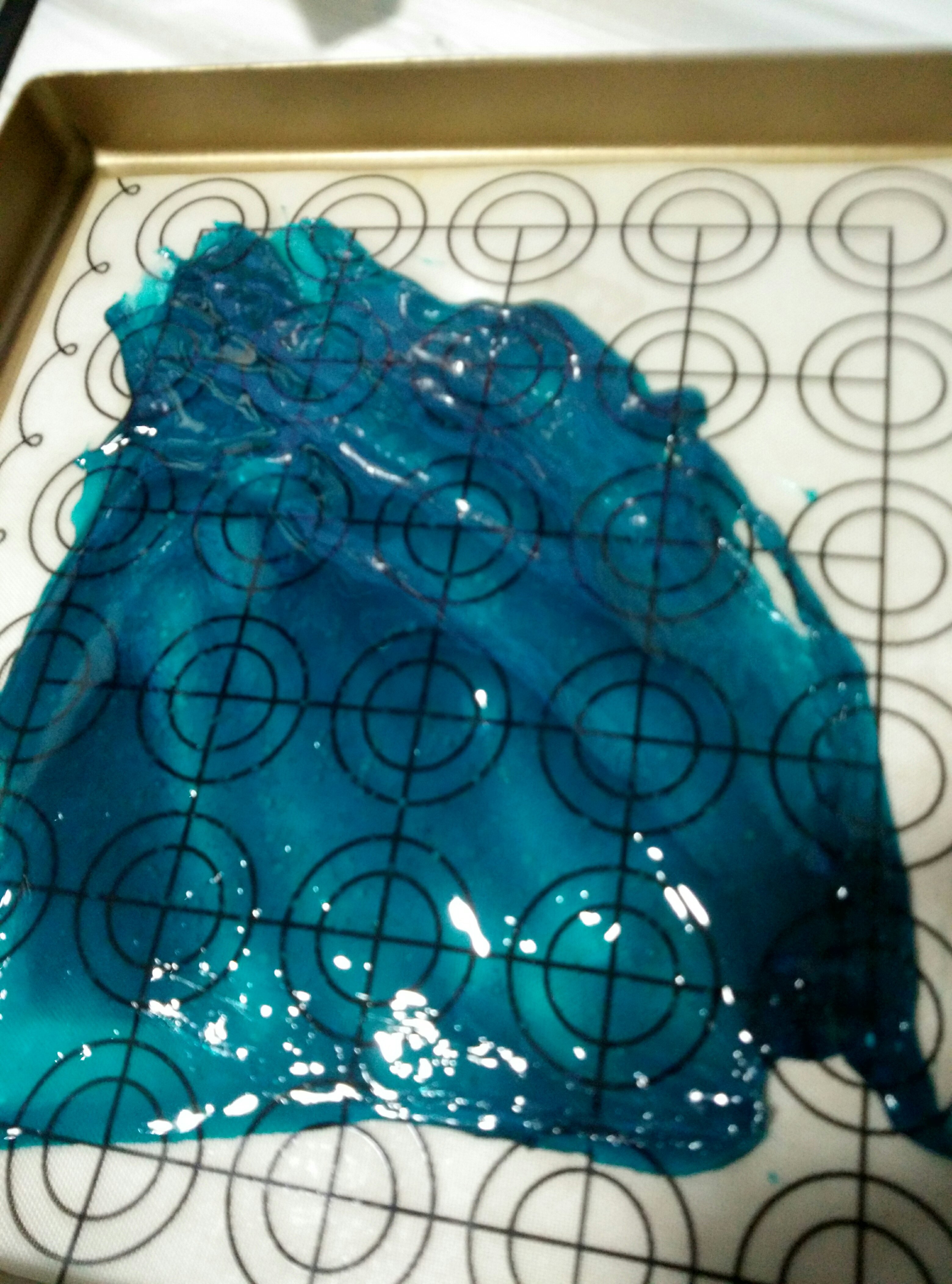 場景蛋糕裝飾配件~藍色透明冰山的做法 步骤2
