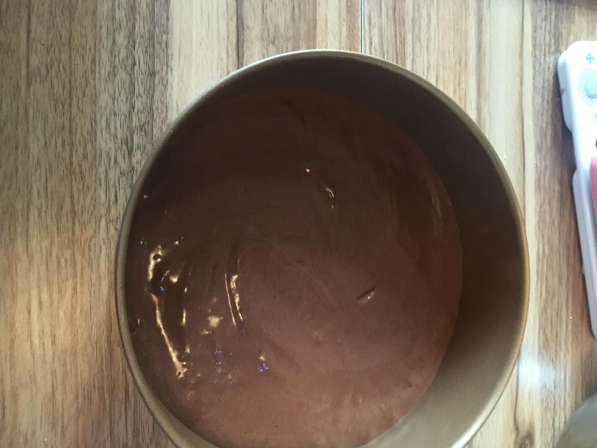 黑巧克力戚風蛋糕的做法 步骤9