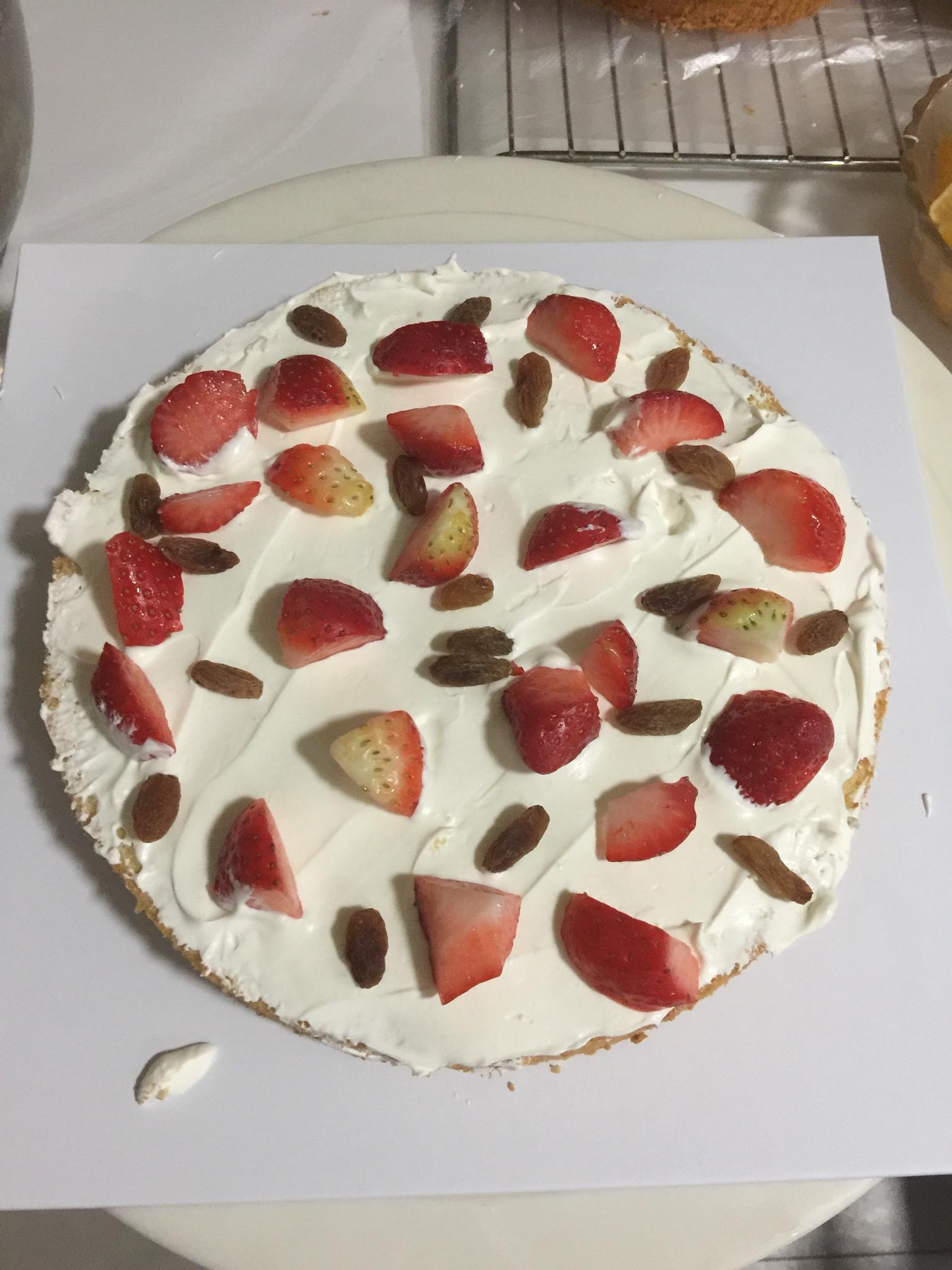 草莓蛋糕的做法 步骤2