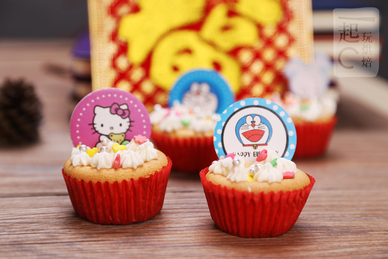 新年甜品系列——超級可愛cupcake！看見就不忍心吃！的做法 步骤12