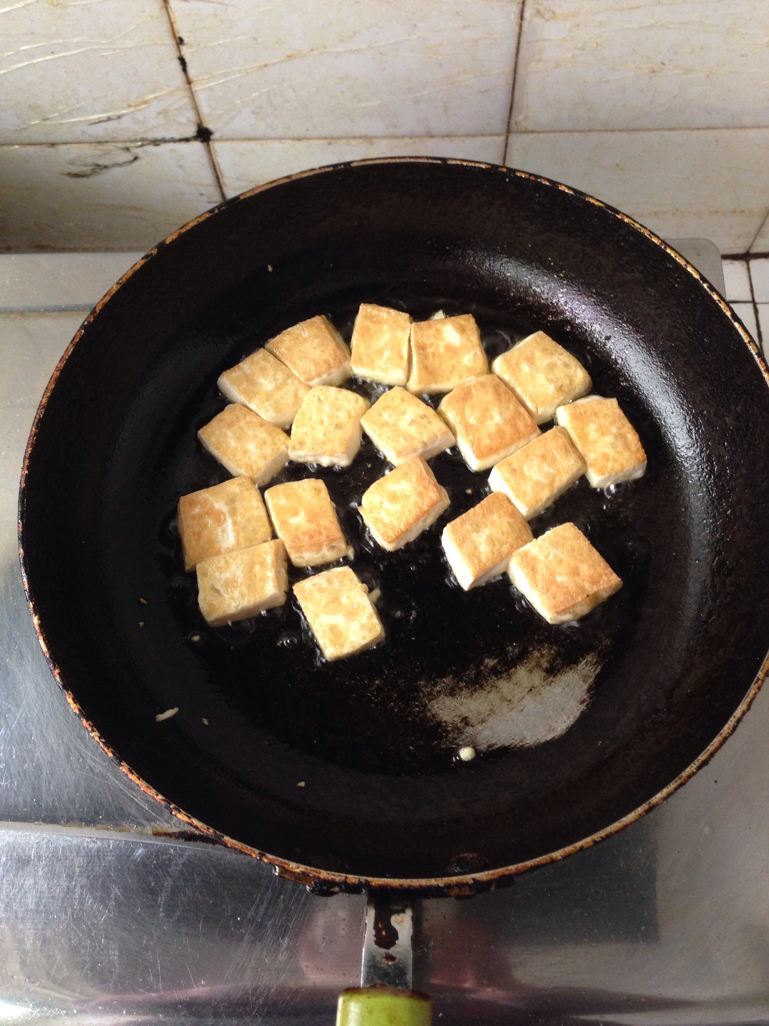 紅燒香菇豆腐的做法 步骤1