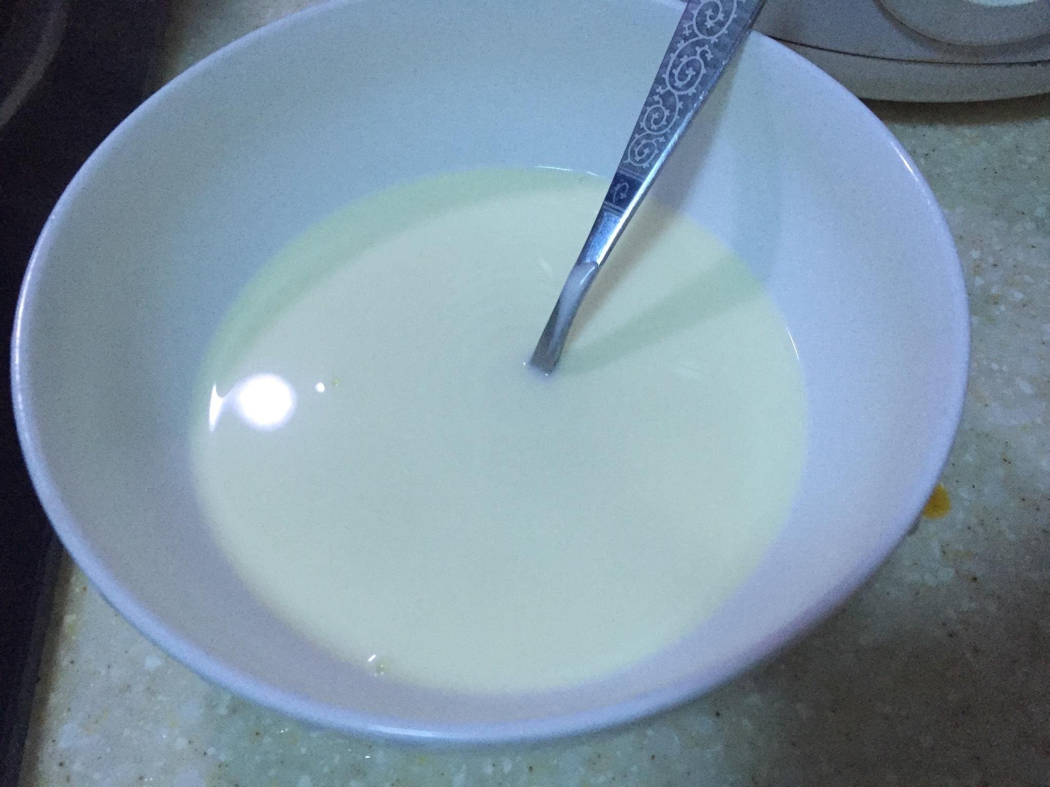 全蛋版蛋撻（奶粉、鮮奶均可）的做法 步骤1