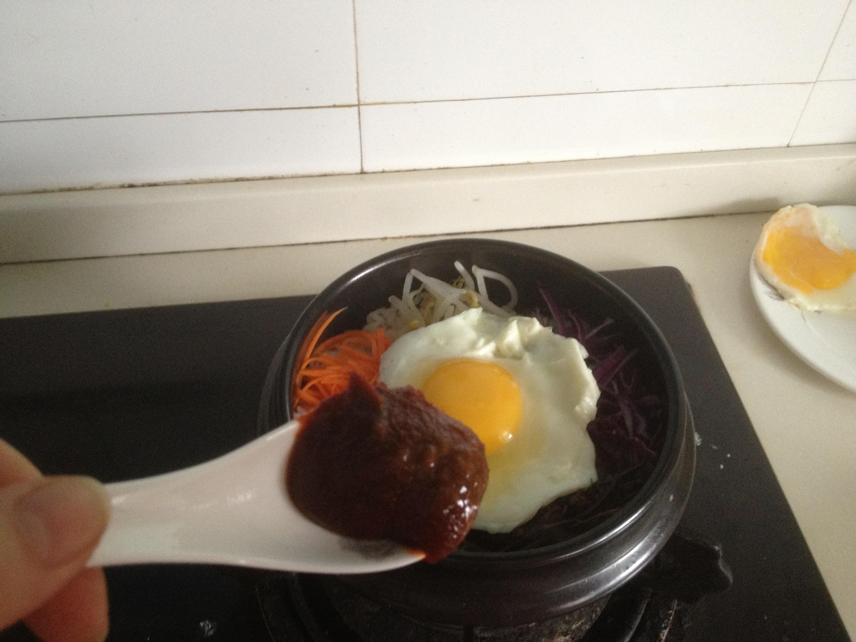 韓國料理——石鍋拌飯的做法 步骤6