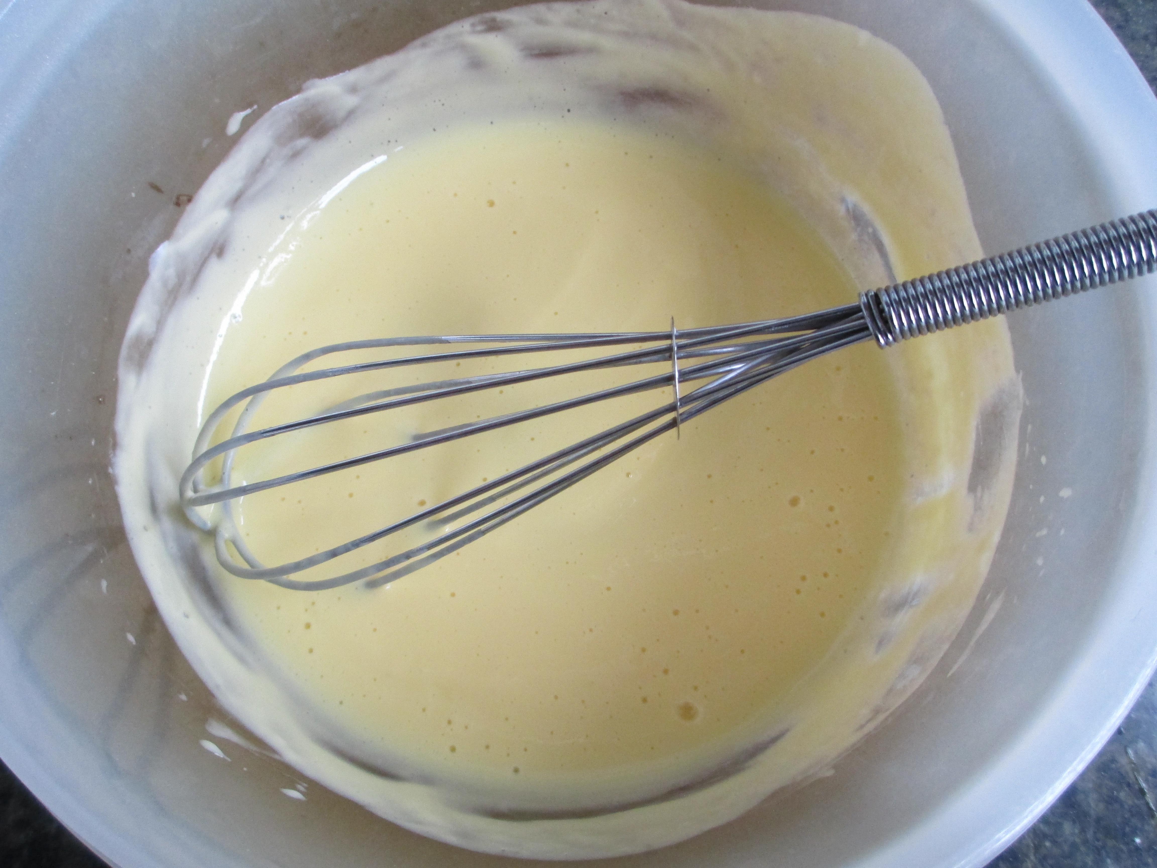 無油酸奶蛋糕6寸（2蛋）的做法 步骤2