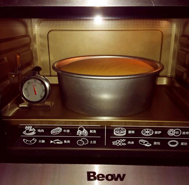 #黃金烤箱#貝奧beow K30W烤箱測評----8寸完美不裂版牛奶戚風蛋糕的做法 步骤11