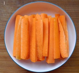 酸甜胡蘿蔔的做法 步骤1