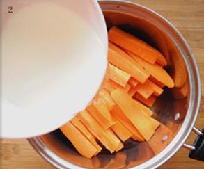 酸甜胡蘿蔔的做法 步骤2