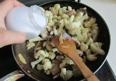 幹鍋花菜的做法 步骤9