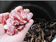幹鍋茶樹菇香乾的做法 步骤8