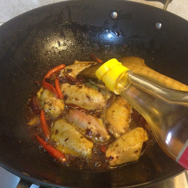 麻辣幹鍋雞翅的做法 步骤8