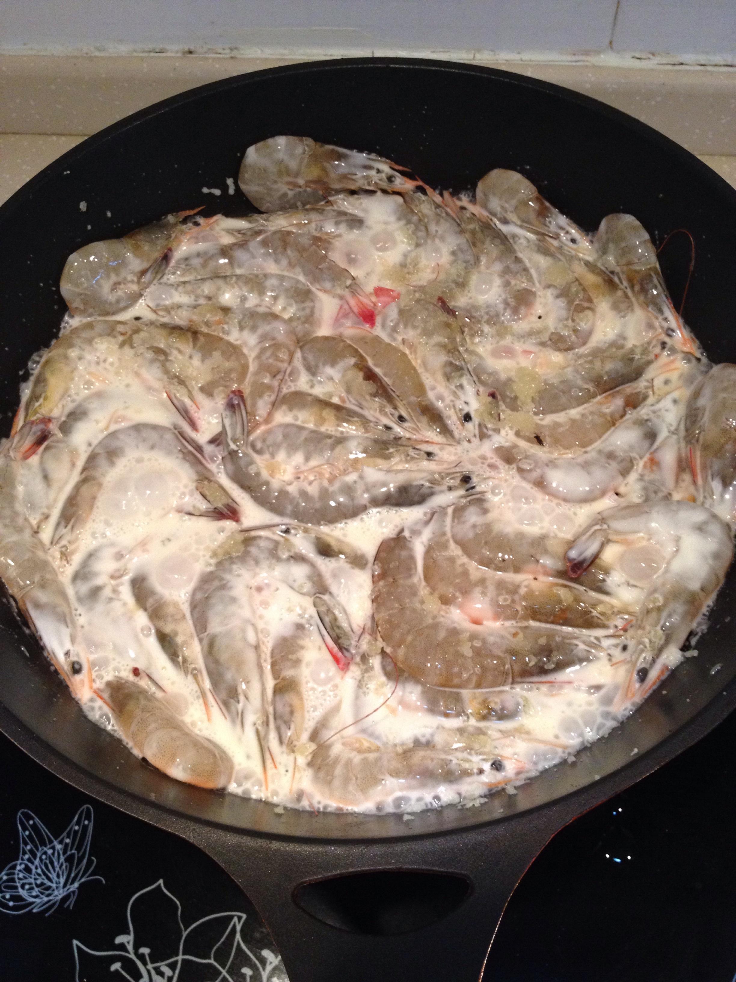 蒜泥沙拉基圍蝦的做法 步骤6