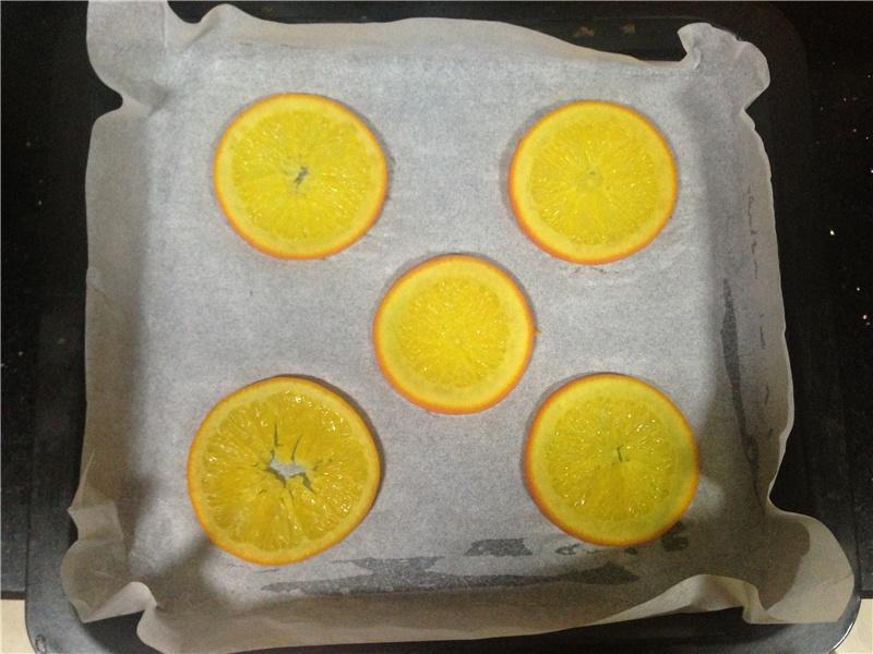 橙香蛋糕卷的做法 步骤3