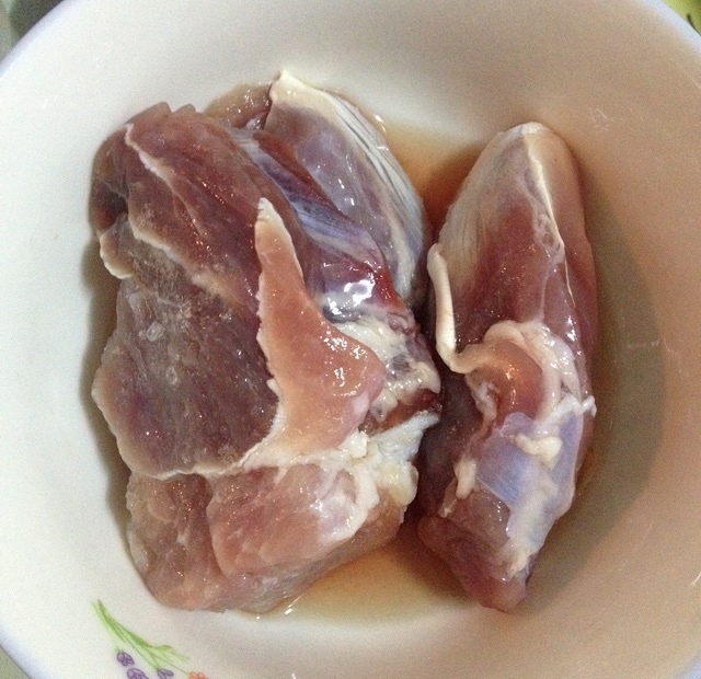 皮蛋瘦肉粥（鹹肉版）的做法 步骤1