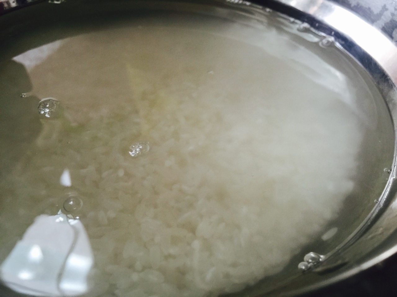 日式松露雜菌炊飯的做法 步骤1