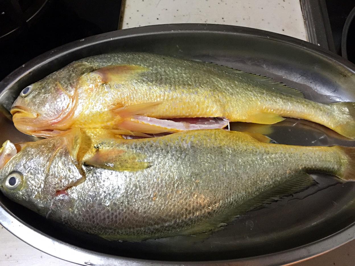 老丁的私房菜-紅燒黃花魚的做法 步骤1