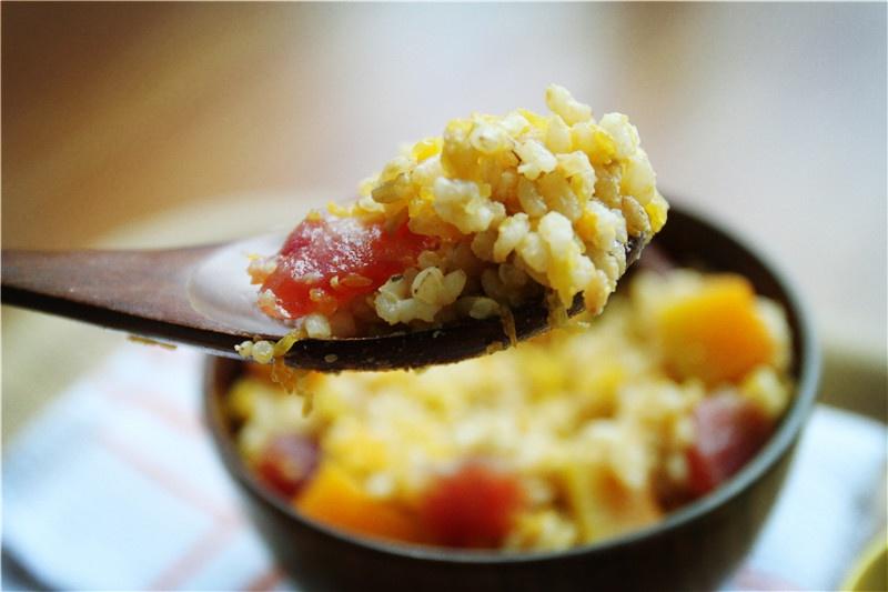 鹹蛋黃南瓜臘腸糙米飯的做法 步骤6