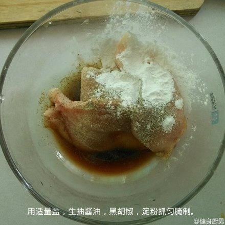 香煎滑嫩雞胸肉的做法 步骤2