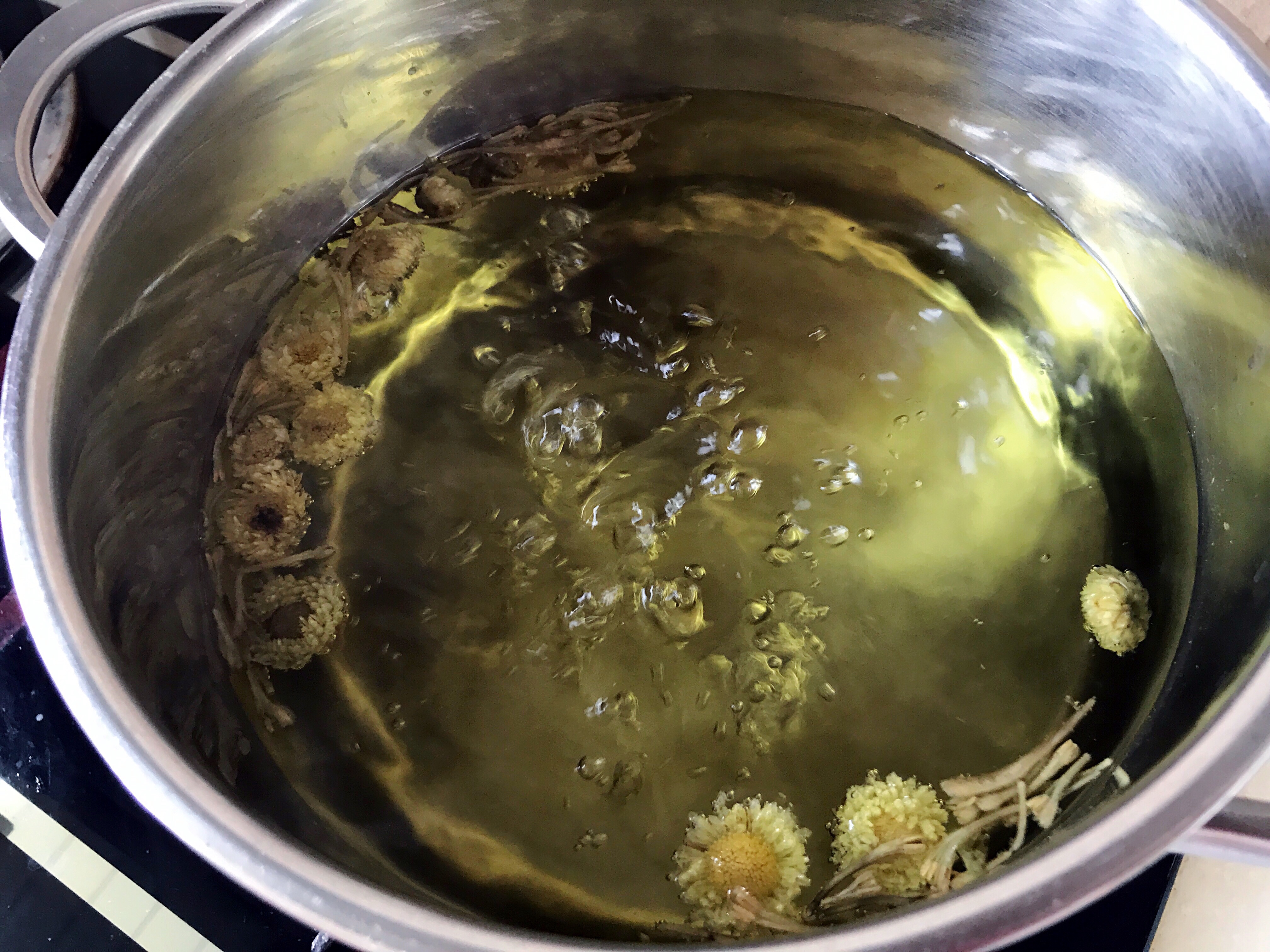 敗火版-菊花金銀花綠豆百合湯的做法 步骤1