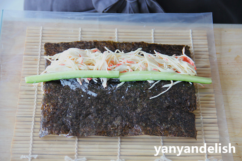照燒鰻魚牛油果&海蝦沙拉芒果壽司的做法 步骤16