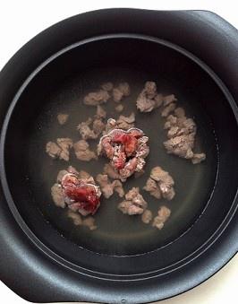 電飯煲版皮蛋瘦肉粥的做法 步骤6